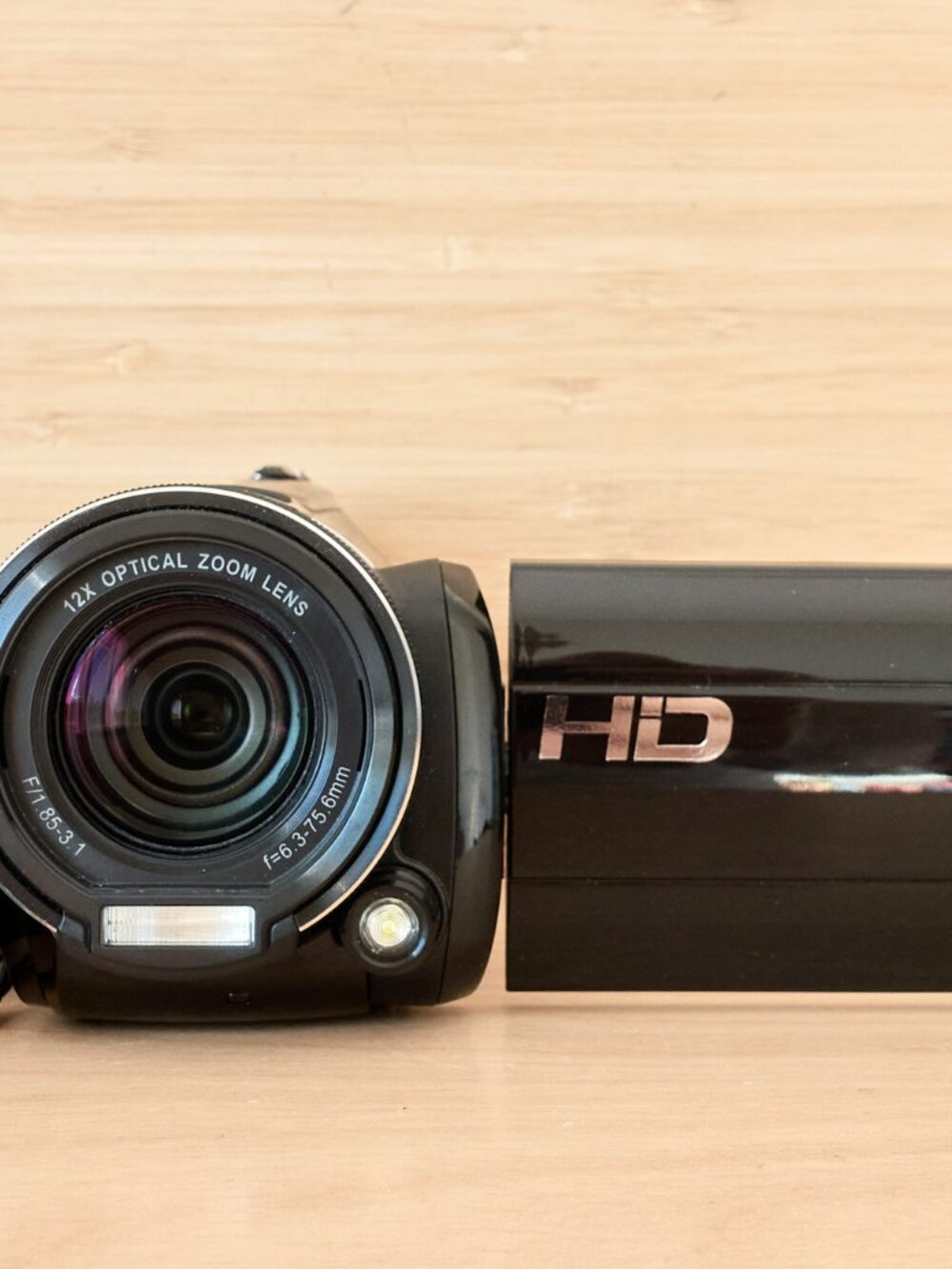Insignia NS-DV111080F Full HD 1080p Digital Camcorder 12x Zoom Tested